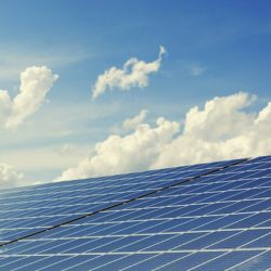 Ga voor zonnepanelen met een accu-opslag voor optimaal energiemanagement